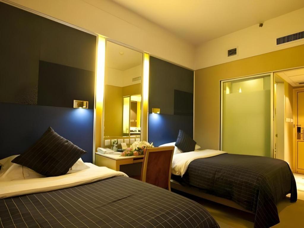 Jinan Silver Plaza Quancheng Hotel Exterior photo