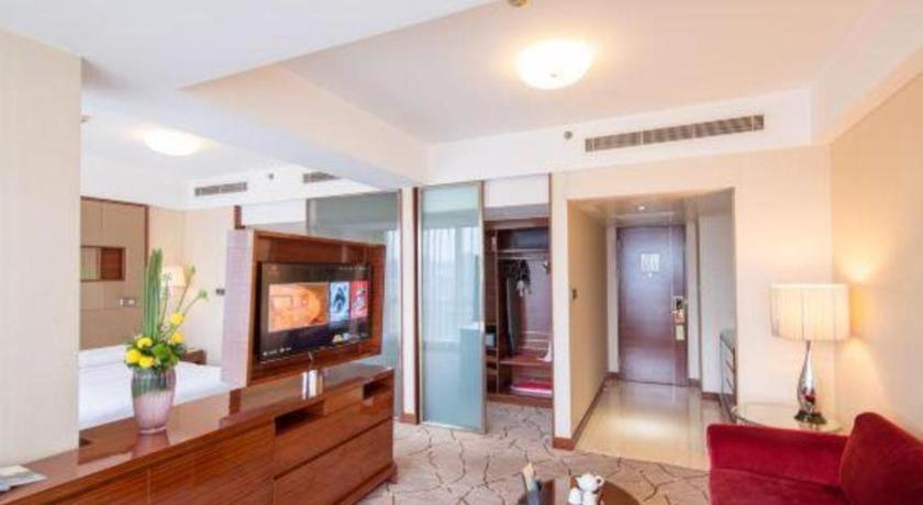 Jinan Silver Plaza Quancheng Hotel Exterior photo